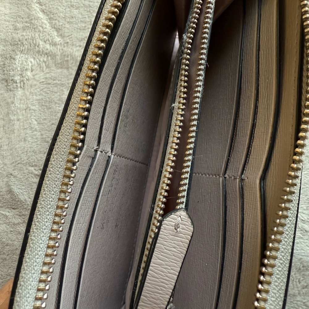 Kate Spade Black and Cream Wallet - Picture 5 of 8